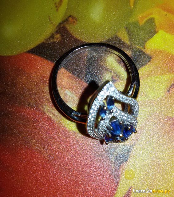 Серебряное кольцо Серена-Сильвер с синими и белыми фианитами арт. ТПКН.199ФЦ-
