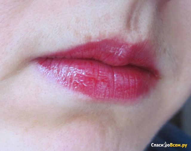 Блеск для губ Avon Color Trend "Азбука флирта" Kiss Kiss