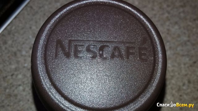 Натуральный растворимый порошкообразный кофе Nescafe Classic Crema