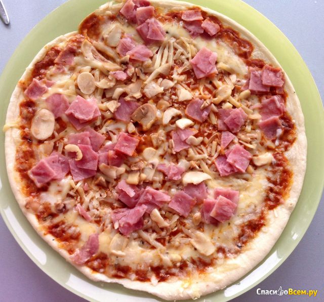 Пицца la Trattoria Pizza la Reine с ветчиной и грибами