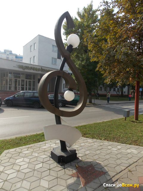 Аллея фонарей (Беларусь, Брест)