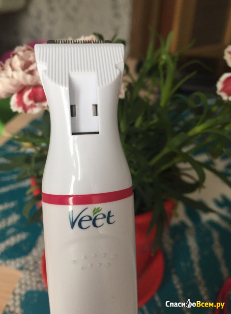 Электрический триммер Veet Sensitive Precision для чувствительных участков тела
