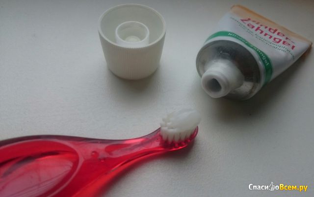 Детская зубная паста-гель Weleda с календулой