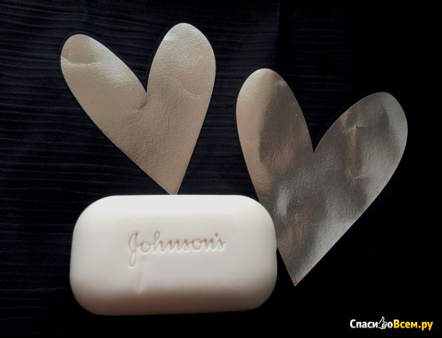 Питательное мыло Johnson's Body Care Vita-Rich с маслом какао
