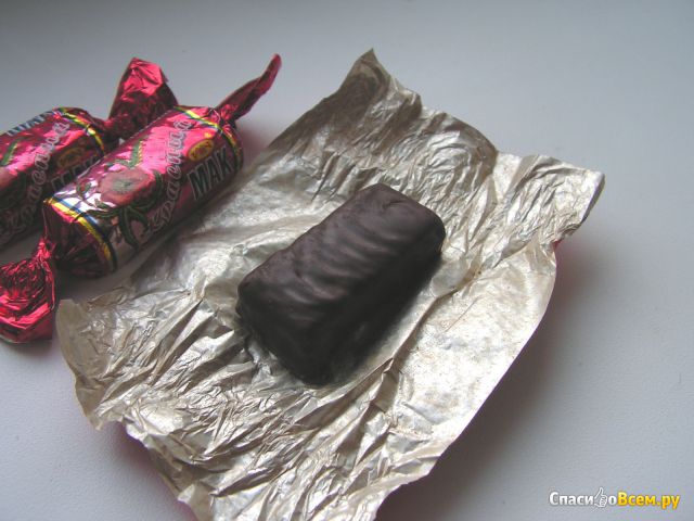 Шоколадные конфеты Рахат "Красный мак"
