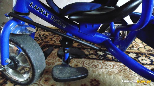 Трехколесный велосипед с ручкой Lexx Smart trike
