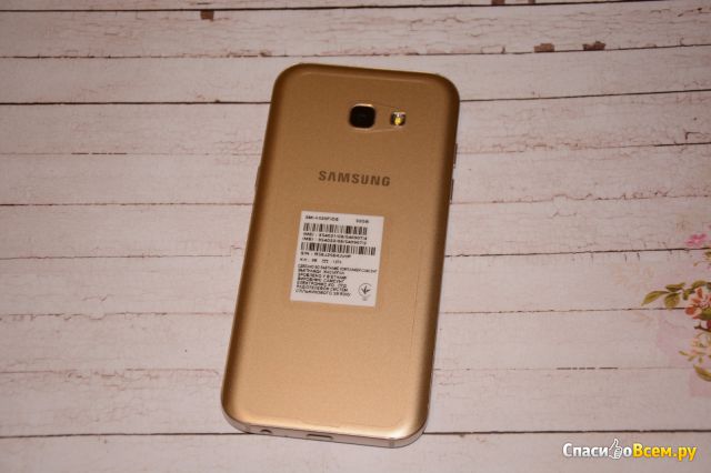 Смартфон Samsung Galaxy A5 SM-A520F