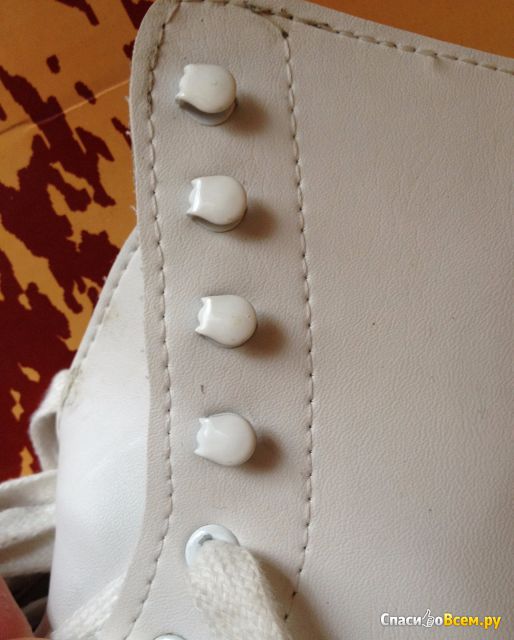 Полупрофессиональные фигурные коньки Ladies Leather