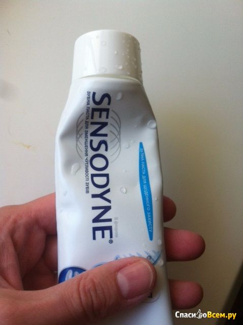 Зубная паста Sensodyne "Восстановление и защита"