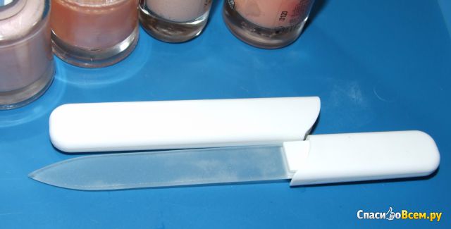 Пилка для ногтей Mont Bleu в пластиковом корпусе