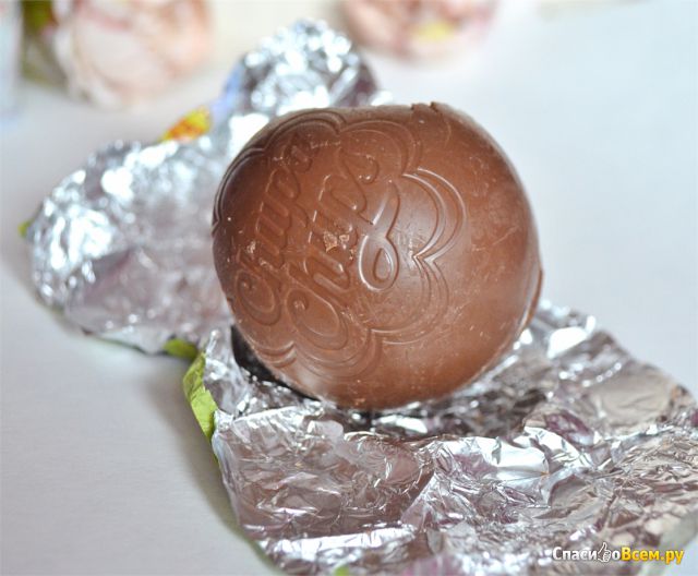 Шоколадное яйцо Chupa Chups