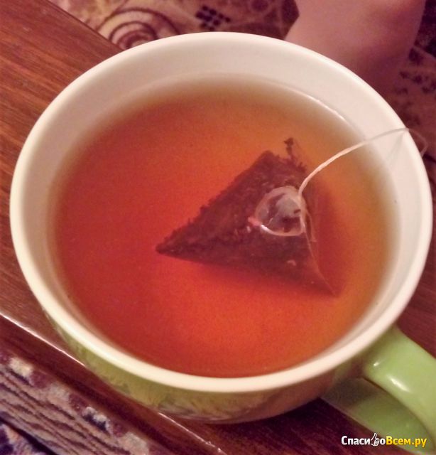 Черный чай в пирамидках Curtis Isabella Grape