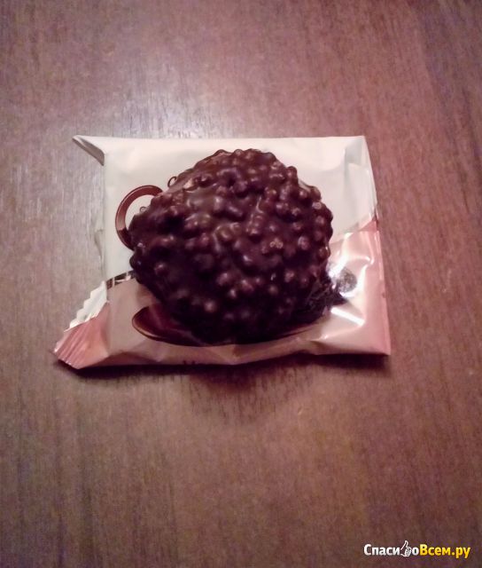 Конфеты Шоколадная семья "Чернослив с шоколадной нугой" Гринадини