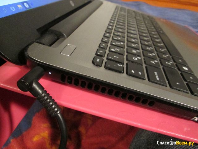 Ноутбук HP 15-ba569ur