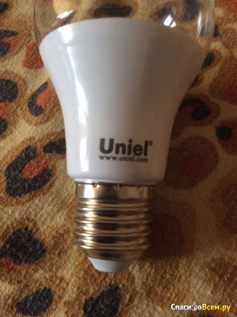 Светодиодная лампа Uniel LED "ЭКО" для растений 9W E27