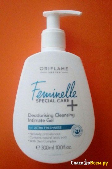 Очищающий гель Feminelle special care Deodorising Cleansing Intimate Gel Oriflame 23646