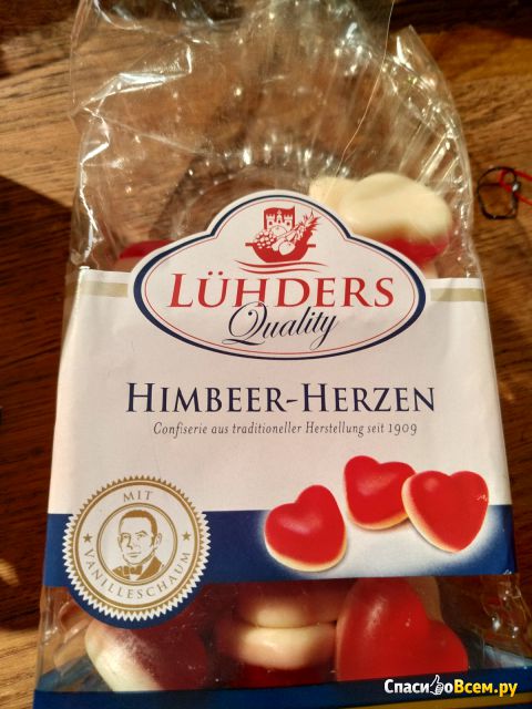 Конфеты желейные со вкусом малины Luhders Fruchtgummi Himbeer-Herzen