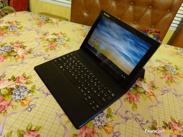 Ноутбук-планшет Lenovo Miix3-1030 64Gb Wi-Fi Dock