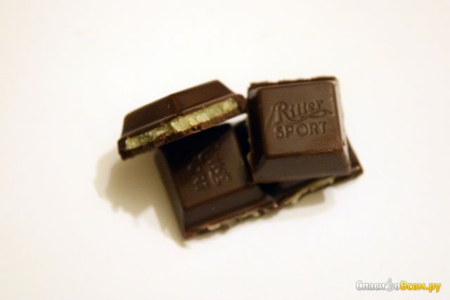 Шоколад Ritter Sport горький с благородным марципаном