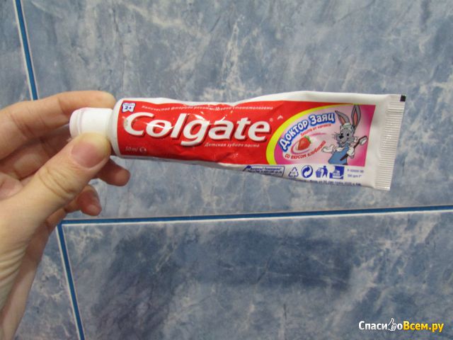 Детская зубная паста Colgate "Доктор Заяц" со вкусом клубники