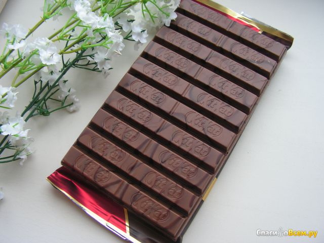 Молочный и темный шоколад с хрустящей вафлей Nestle "KitKat" Senses Double chocolate