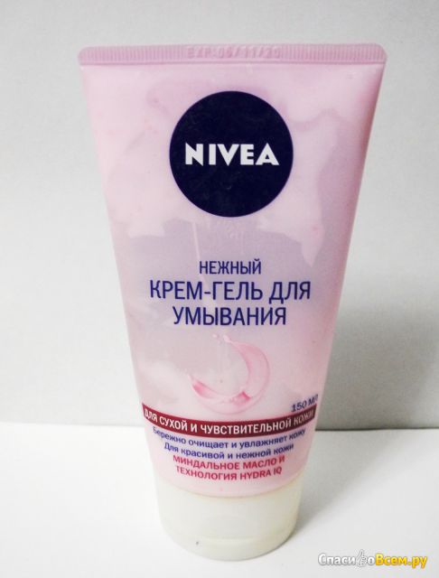 Нежный крем-гель для умывания Nivea Aqua effect для сухой кожи