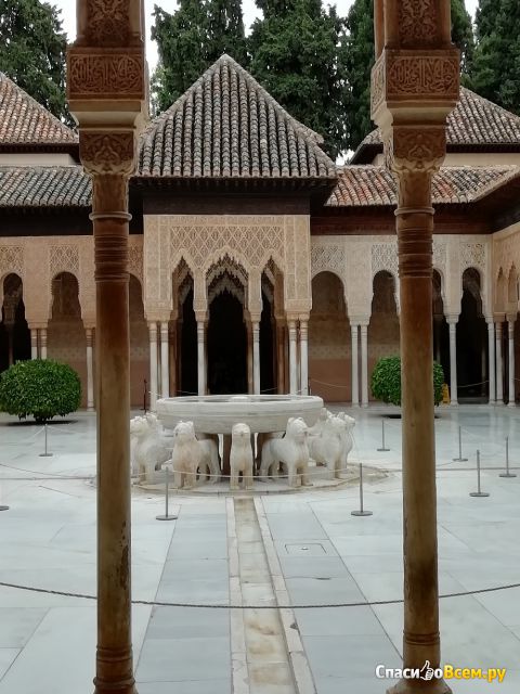 Архитектурно-парковый комплекс Альгамбра (Гранада, Испания)