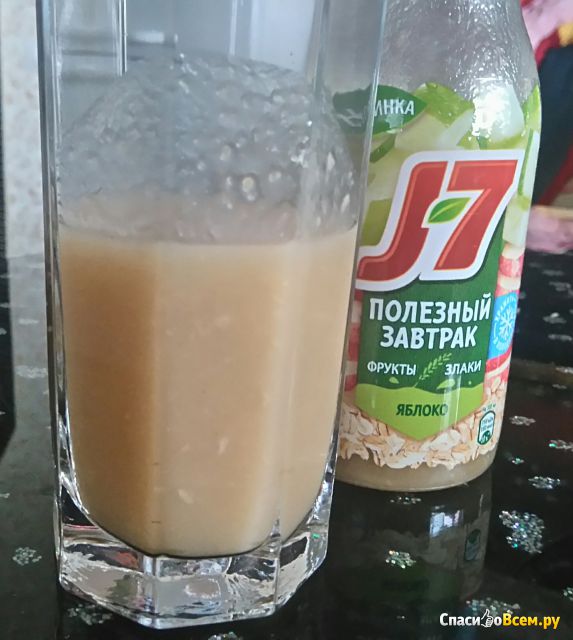 Продукт питьевой из яблок с овсяными хлопьями для детского питания Коктейль "Полезный завтрак" J-7