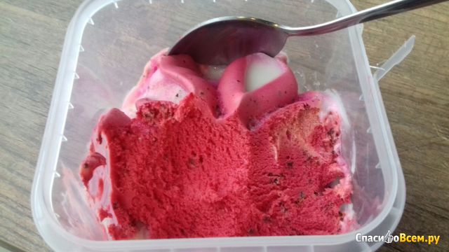 Сливочное мороженое-пироженое Bon Ami Красный бархат "Башкирское мороженое"