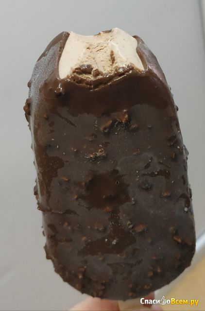 Мороженое Коровка из Кореновки Эскимо шоколадное в шоколадной глазури