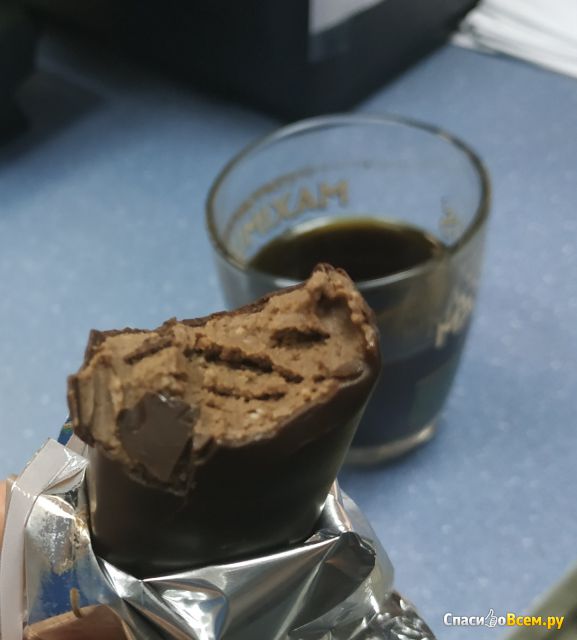 Творожный глазированный сырок Агрокомплекс в шоколадной глазури с какао