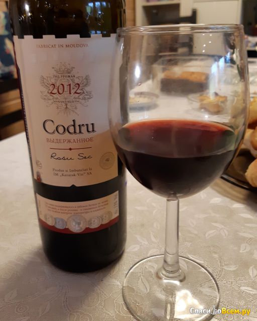 Вино красное сухое выдержанное Казайак-Вин "Codru" (Кодру)