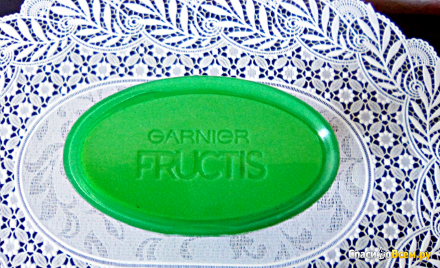 Укрепляющий шампунь Garnier Fructis Огуречная свежесть