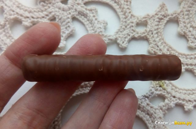Конфеты KDV Elle с шоколадно-ореховой начинкой
