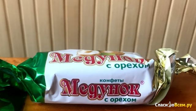 Конфеты Славянка "Медунок" с орехом