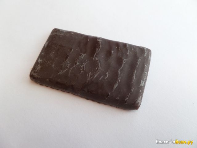 Темный шоколад с мятной начинкой в пластинках Maitre Truffout