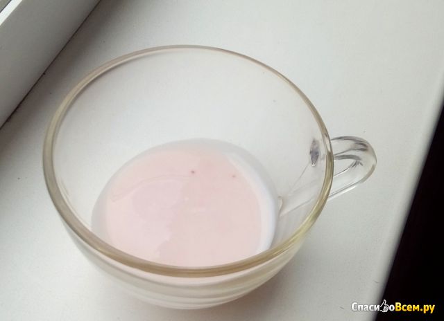 Напиток йогуртный с наполнителем "Клубника" обезжиренный Молочный мир "и-Талия" 0%