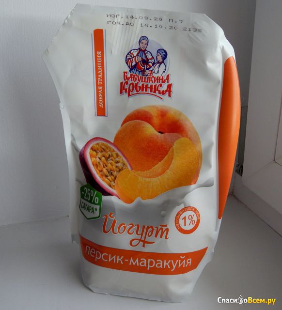 Йогурт "Бабушкина крынка" с фруктовым наполнителем "Персик - маракуйя", 1%