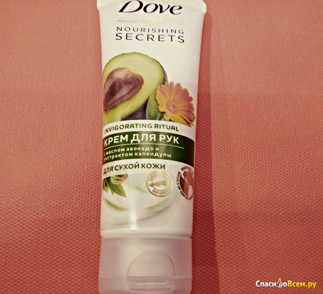 Крем для рук Dove с маслом авокадо и экстрактом календулы