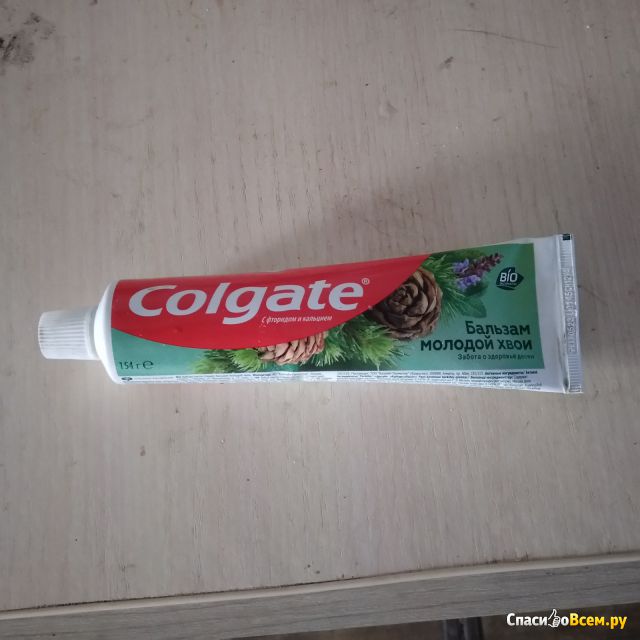 Зубная паста Colgate  "Бальзам молодой хвои"