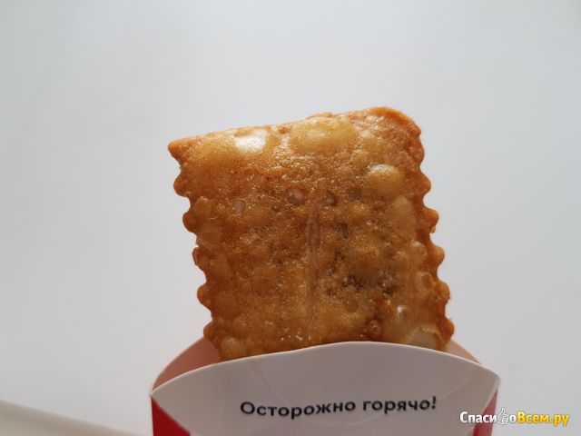 Пирожок KFC Малина-черника