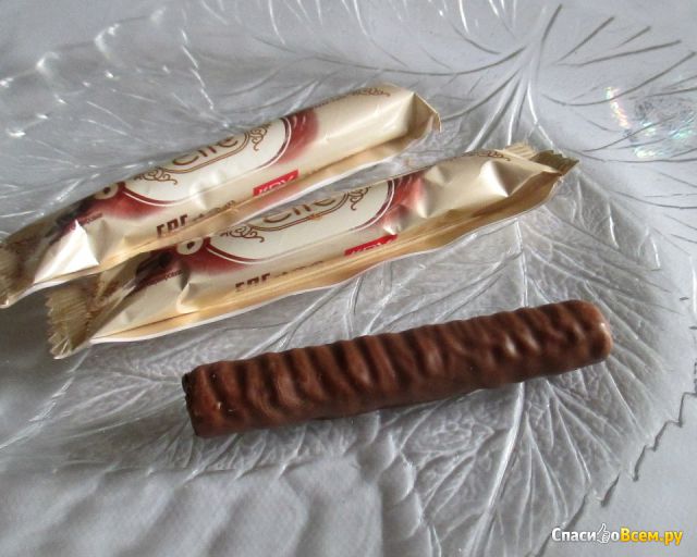Конфеты KDV Elle с шоколадно-ореховой начинкой