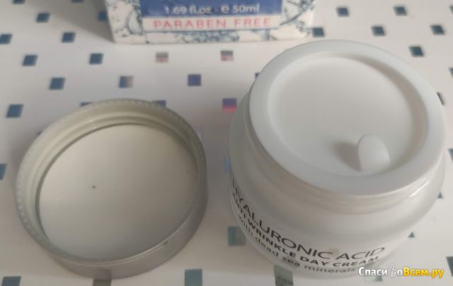 Дневной крем против морщин Dead Sea Collection Hyaluronic Acid Anti-Wrinkle Day Cream