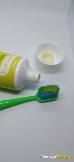 Зубная паста Nuki с экстрактом дыни и эфирными маслами мяты «Здоровье дёсен» Faberlic
