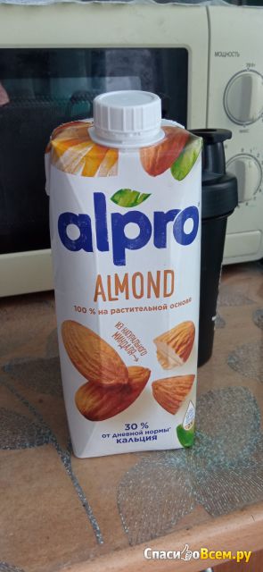 Растительный напиток Alpro, миндальный