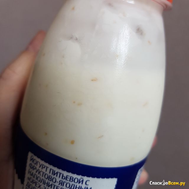 Йогурт питьевой 3,5% "Фермерская коллекция" орех-злаки