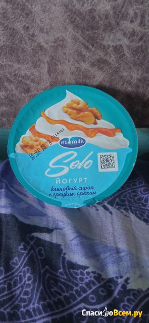 Йогурт "Экомилк" Solo кленовый сироп с грецким орехом