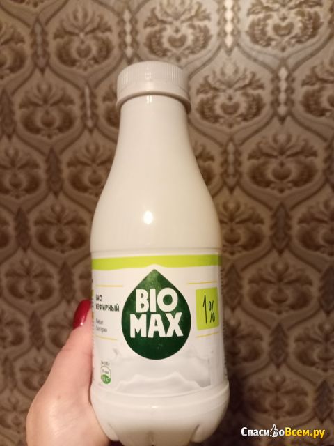 Напиток кефирный Bio Max 1% Легкий