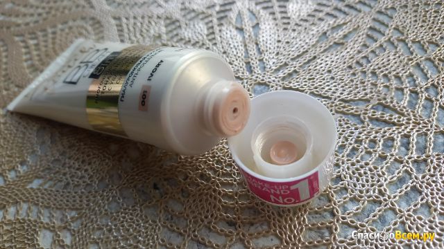 Многофункциональный тональный крем с увлажняющей сывороткой 8 в 1 Eveline Satin Touch Bb Cream