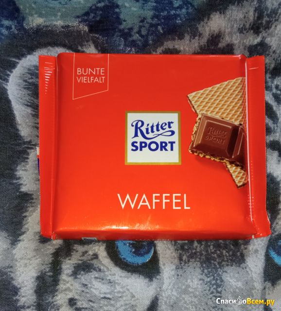 Шоколад молочный Ritter Sport Waffel с вафлей и какао